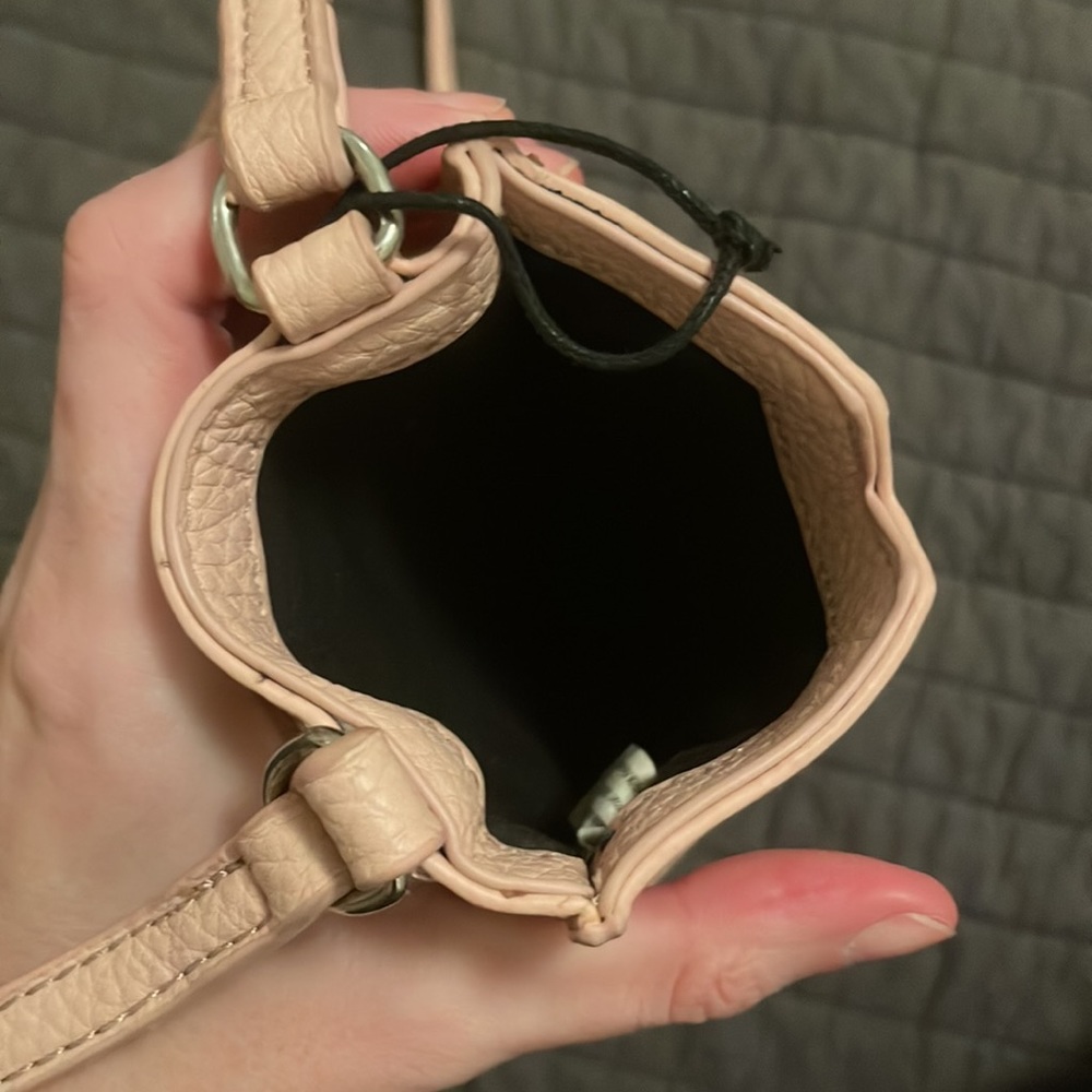 Pink faux leather mini bag - Picture 3 of 4